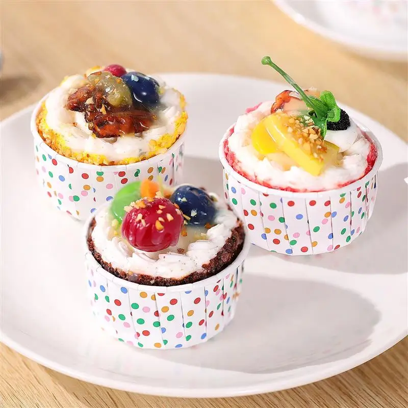 

100pcs Polka Dot Paper Treat Cups Disposable Dessert Bowls Dessert Cups for Sundae Cake Ice Cream Festive Party Supplies