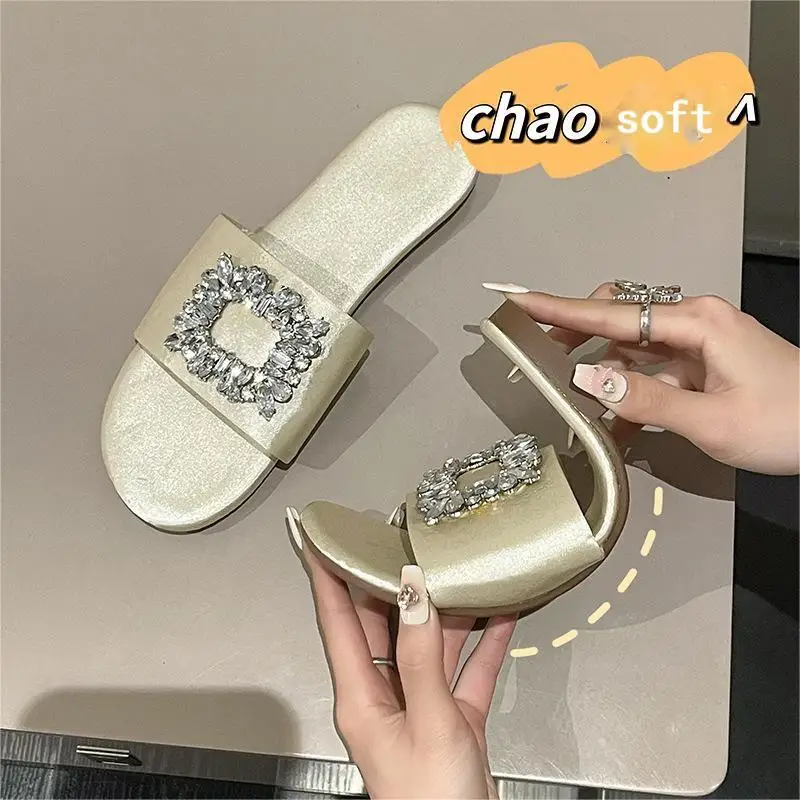 Women's Slippers Summer 2022 Rhinestones Flat Elegant Sandals Female Fashion Outdoor Beach Shoes Slides Chanclas Mujer Playa