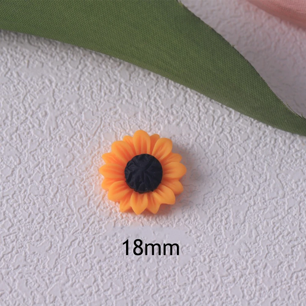 

Миниатюрные кабошоны из смолы «Подсолнух» 10 шт.