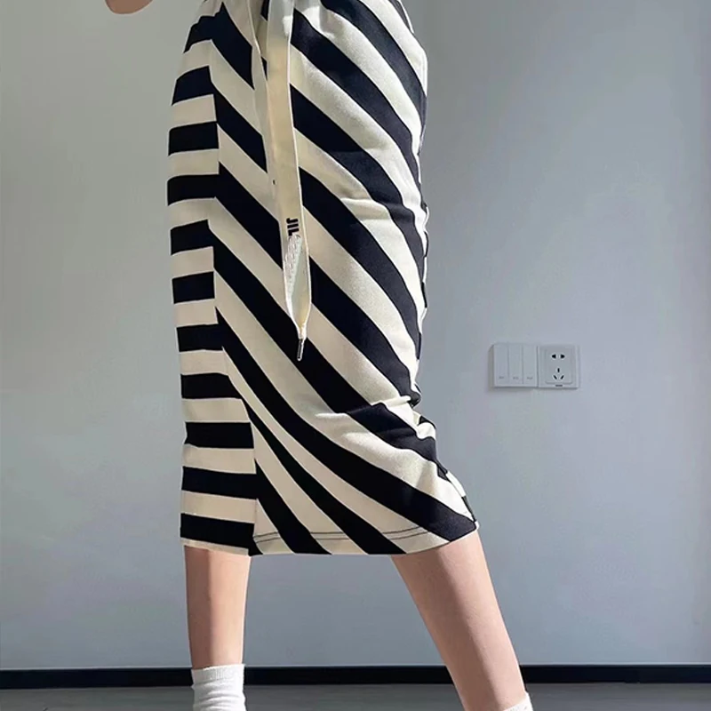 

22ss new Jil horizontal slit skirt simple layered Stripe Knee Length sander Skirt