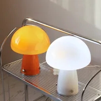 Mushroom Table Lamp Metal Base Modern Minimalist Design Bedroom Bedside Lamp Fashion Glass Lampshade Lampara Led Escritorio A