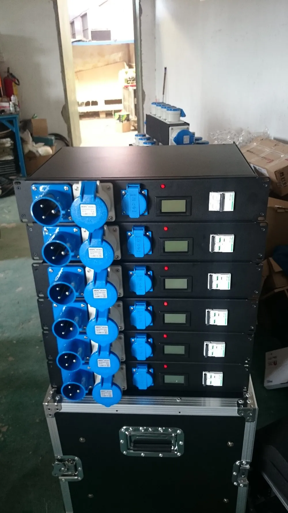 Блок питания 32A с европейской вилкой Shuko