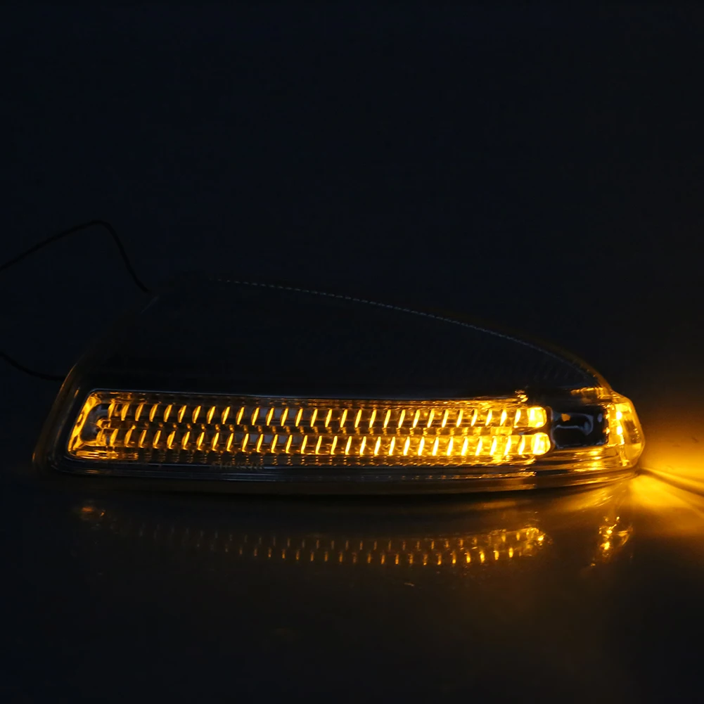 Зеркало заднего вида с указателем поворота 1 шт.