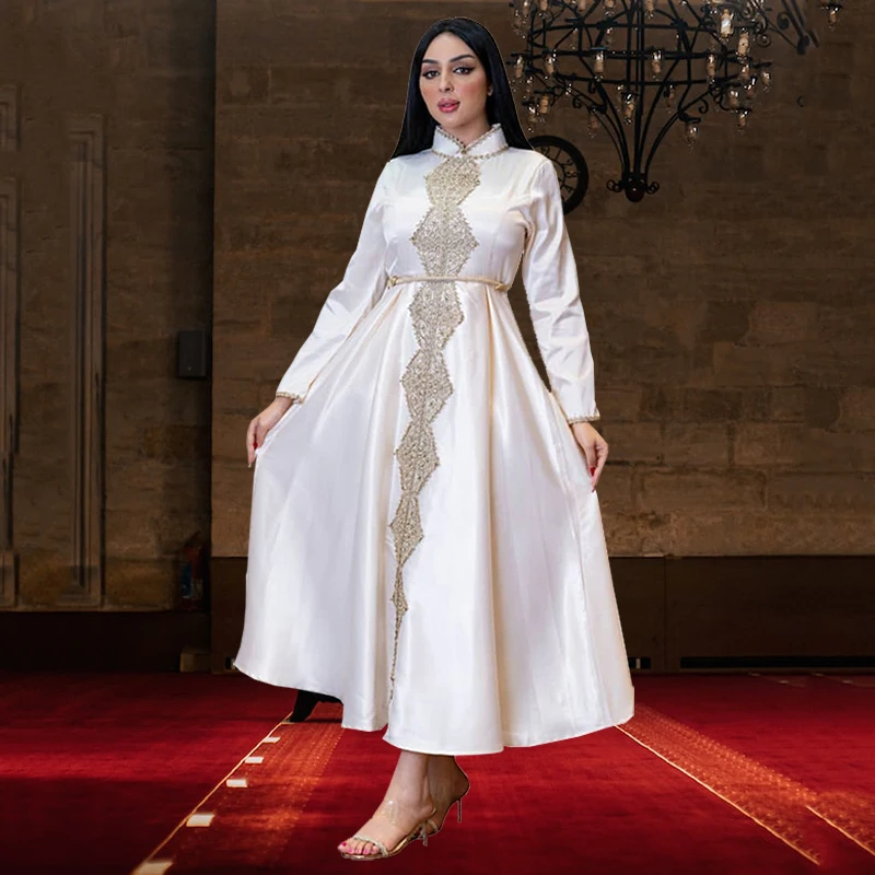 Satin Embroidery Abaya Dubai Turkey Muslim Dress Women 2022 Solid Color Tunic Eid Morrocan Kaftan With Gown Arabic Evening Dress