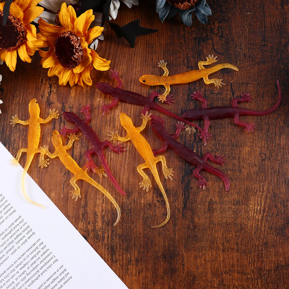 

8pcs Halloween Gecko Trick Toy Realistic Small Animal Toy Scary Trick Prop Color Random