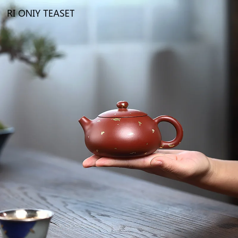 

Чайники из китайской исинской фиолетовой глины 200 мл, чайники известных художников ручной работы, чайник из сырой руды Dahongpao, красивый чайник, аутентичный чайный набор Zisha