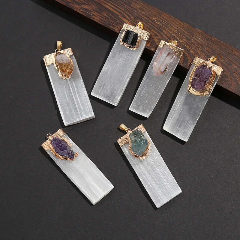 Подвеска из натуральной гипсовой полосы подвеска-колонна с инкрустацией