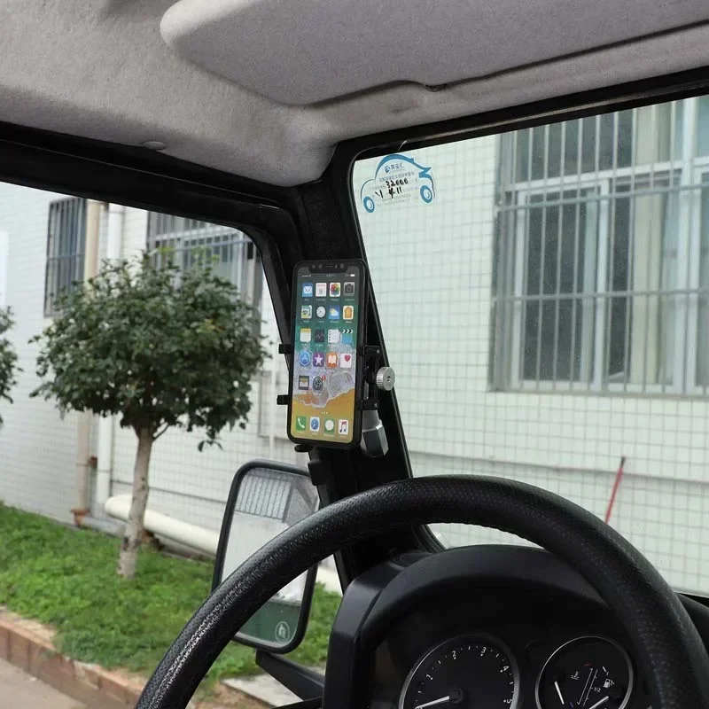 Фото Держатель для мобильного телефона и GPS-навигатора на переднюю стойку (A-pillar) для Land Rover Defender 90 110 130 2004-2018, автомобильные аксессуары №1