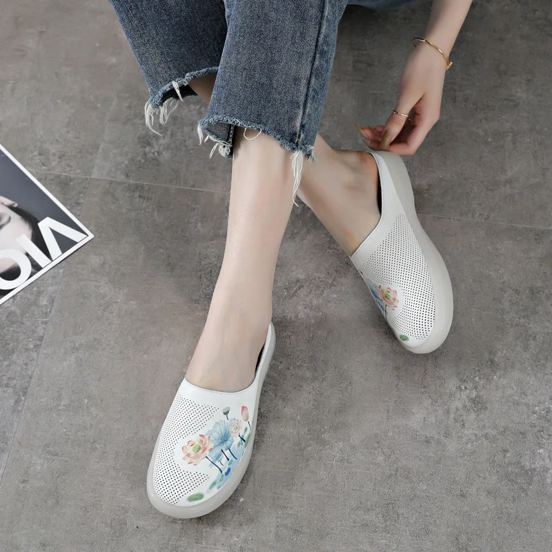 Slippers Women's Toe Wearing 2023 New Leather Flat Bottom Openwork Semi-drag Sandals Casual Mom Shoes Simple Single Shoe Women