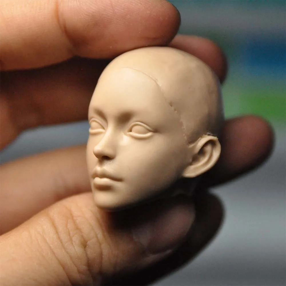 

Unpainted 1/6 Asian Girl Cheng Bald Head Sculpt Super Duck Carving Model Fit 12'' Female Soldier Action Figure Body