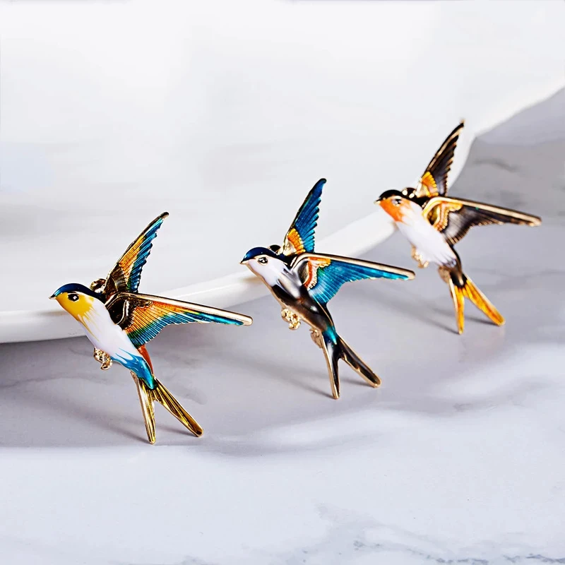 

Trendy 3 Colors Birds Brooch Pins Enamel Cute Fashion Big Animal Coat Suit Dress Pin Accessories Party Daily Women Jewelry Gift
