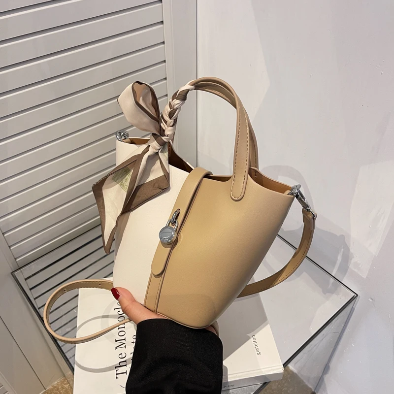 Женская сумка шелковый шарф из цветных блоков литературная на одно плечо через в