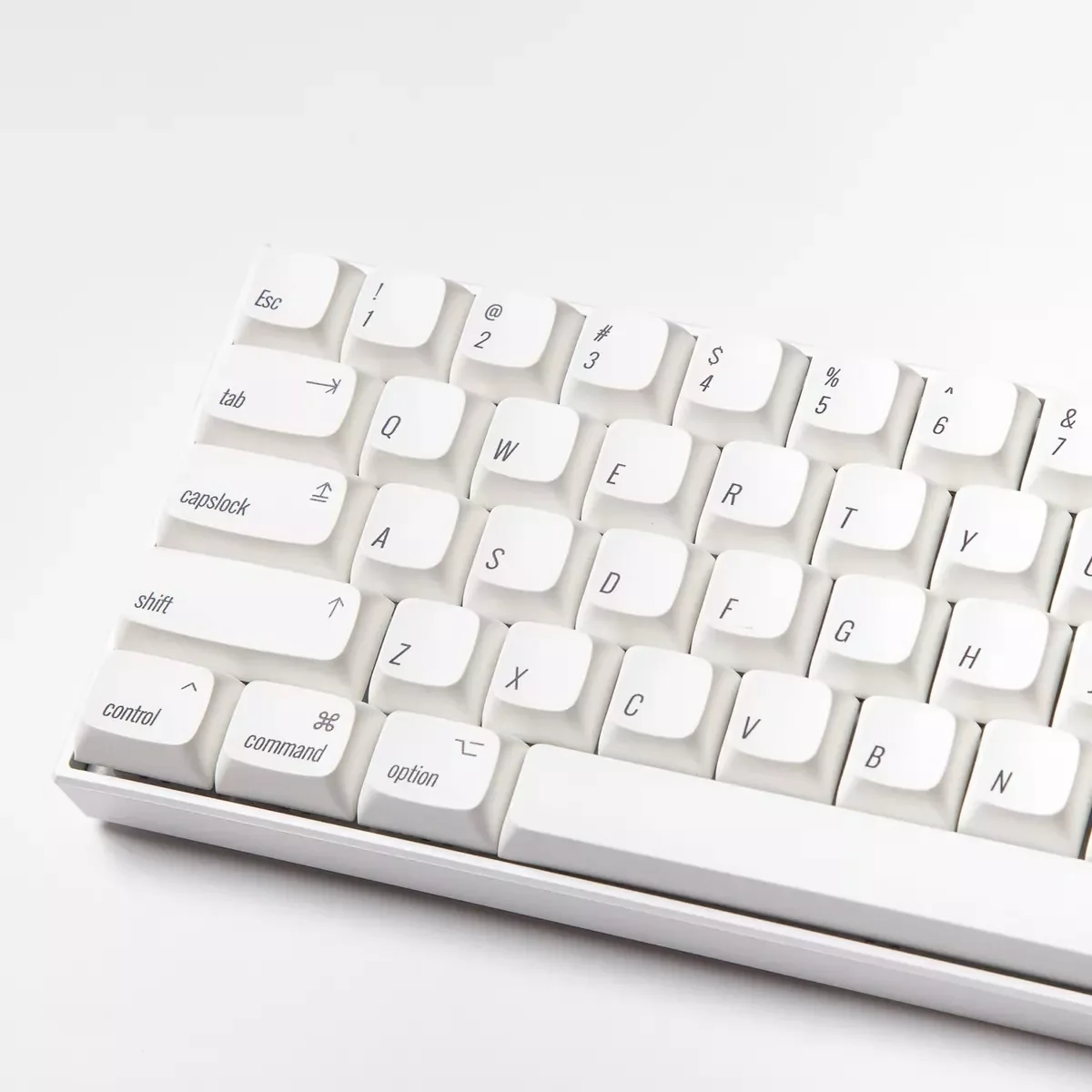 

2022 124 Keys PBT Keycap XDA Profile DYE-SUB English White Style Personalized Keycaps For Cherry MX Switch Mechanical Keyboard
