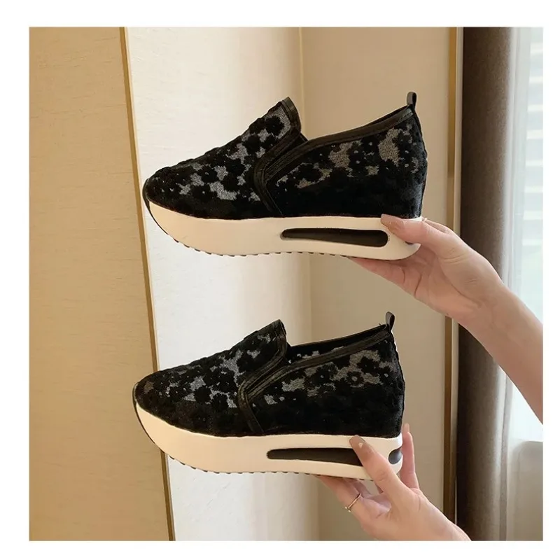 Кроссовки женские слипоны с цветочной вышивкой кроссовки-маффины Bloemenborduurwerk