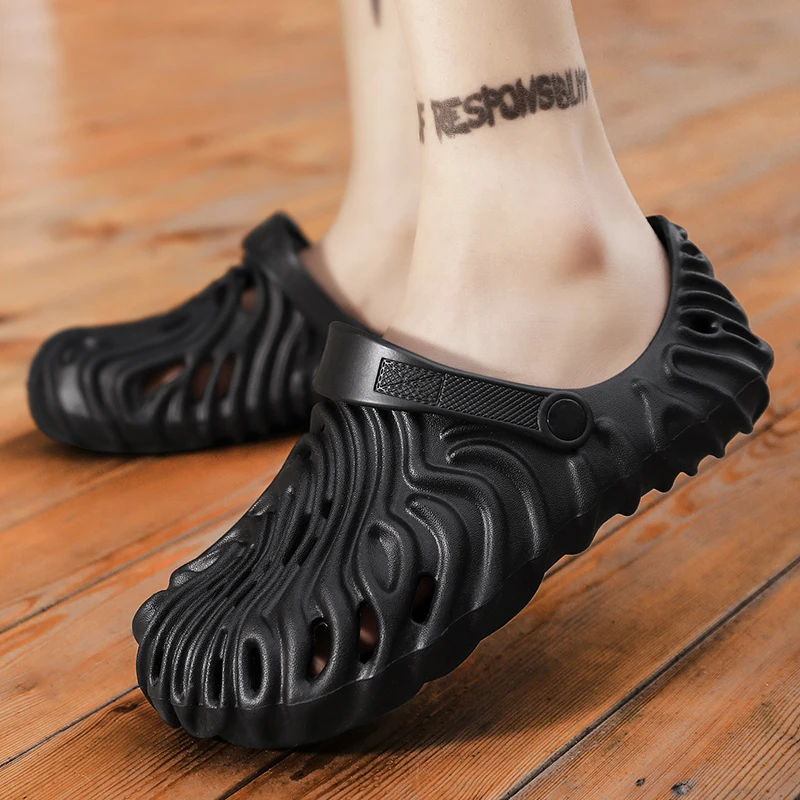 

Men Summer Jelly Sandals Lightweight Massage Flip Flops Women Beach Water Shoes Male Gladiator Garden Clogs EVA Bottom Sandals