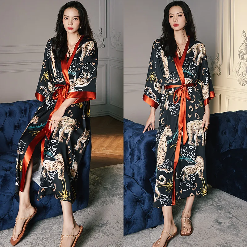 Luxury Print Nightgown Nightwear Women's Night Bathrobe Sleepwear Sexy Sleepwear Robe Flower Nightgown Pajamas Pyjama Robe