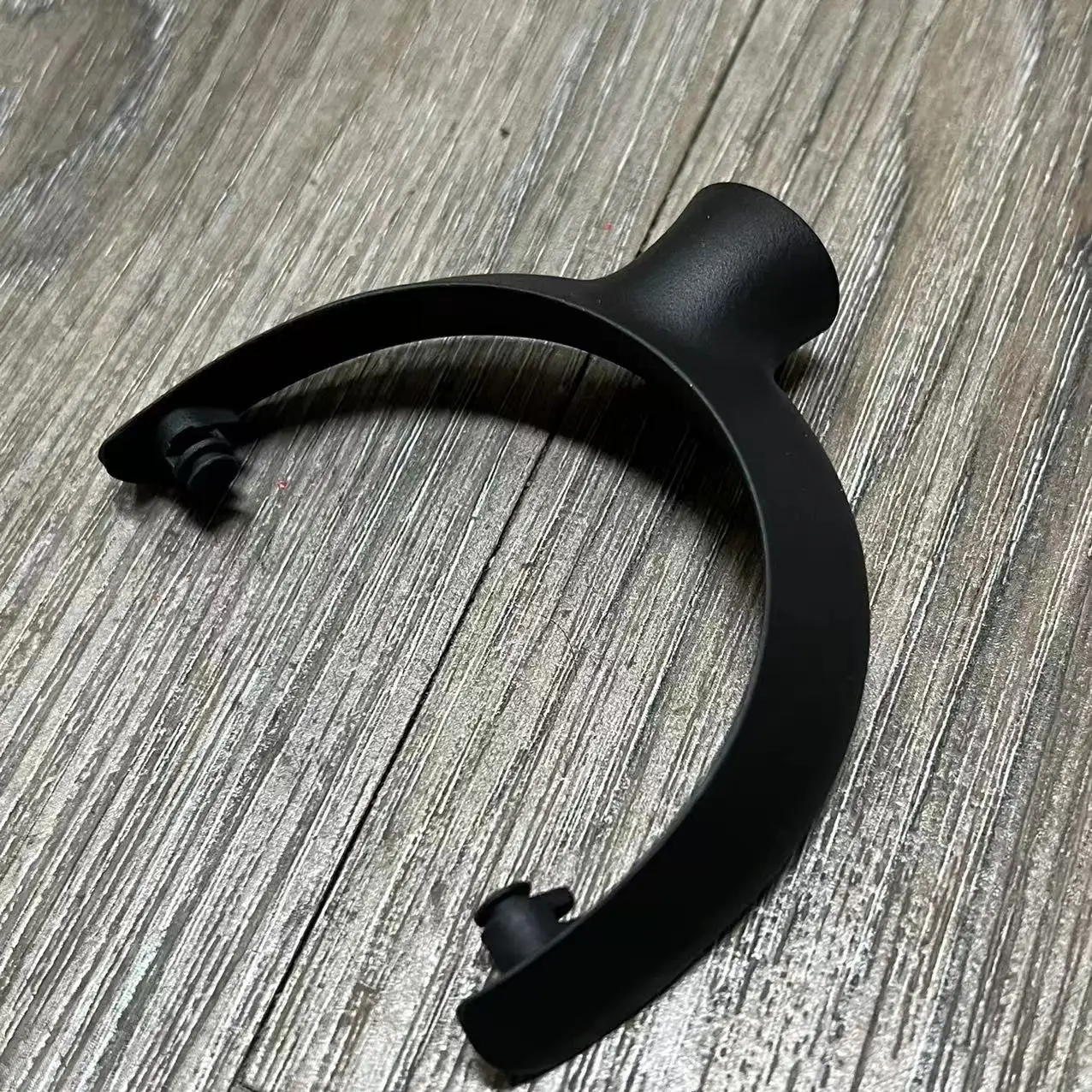 Шарнирный кронштейн для наушников Sony ULT WEAR WH-ULT900N