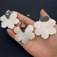 flower shape freshwater shell rhinestone crystal pendant natural shell pendant for diy necklace jewelry maker designer charm