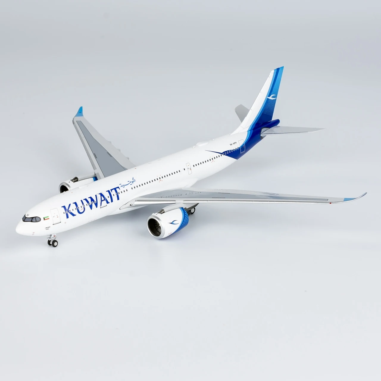 Коллекционный самолет из сплава 6700 в подарок модель NG 1:400 Kuwejt Airways Airbus A330-800 литая