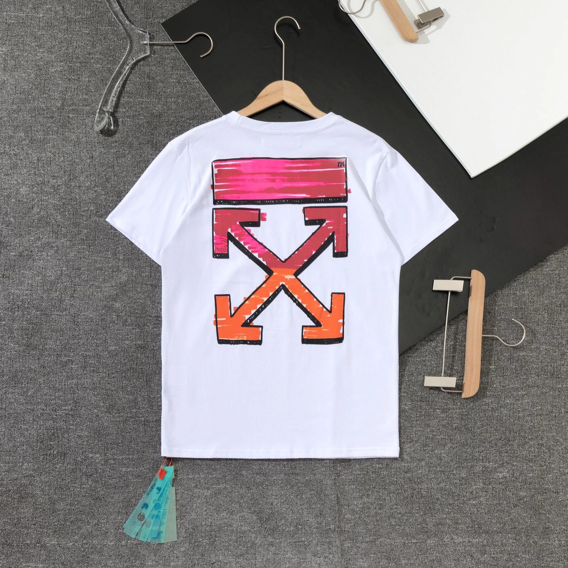 

OFF Brand Design Oversized T-shirt Summer HD Classic Graffiti Print Short Sleeve Men's Tees Sports Casual Trend White Clothing