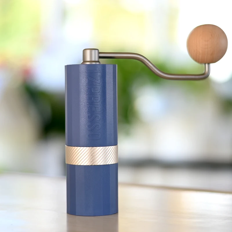 Портативная кофемолка Q AIR