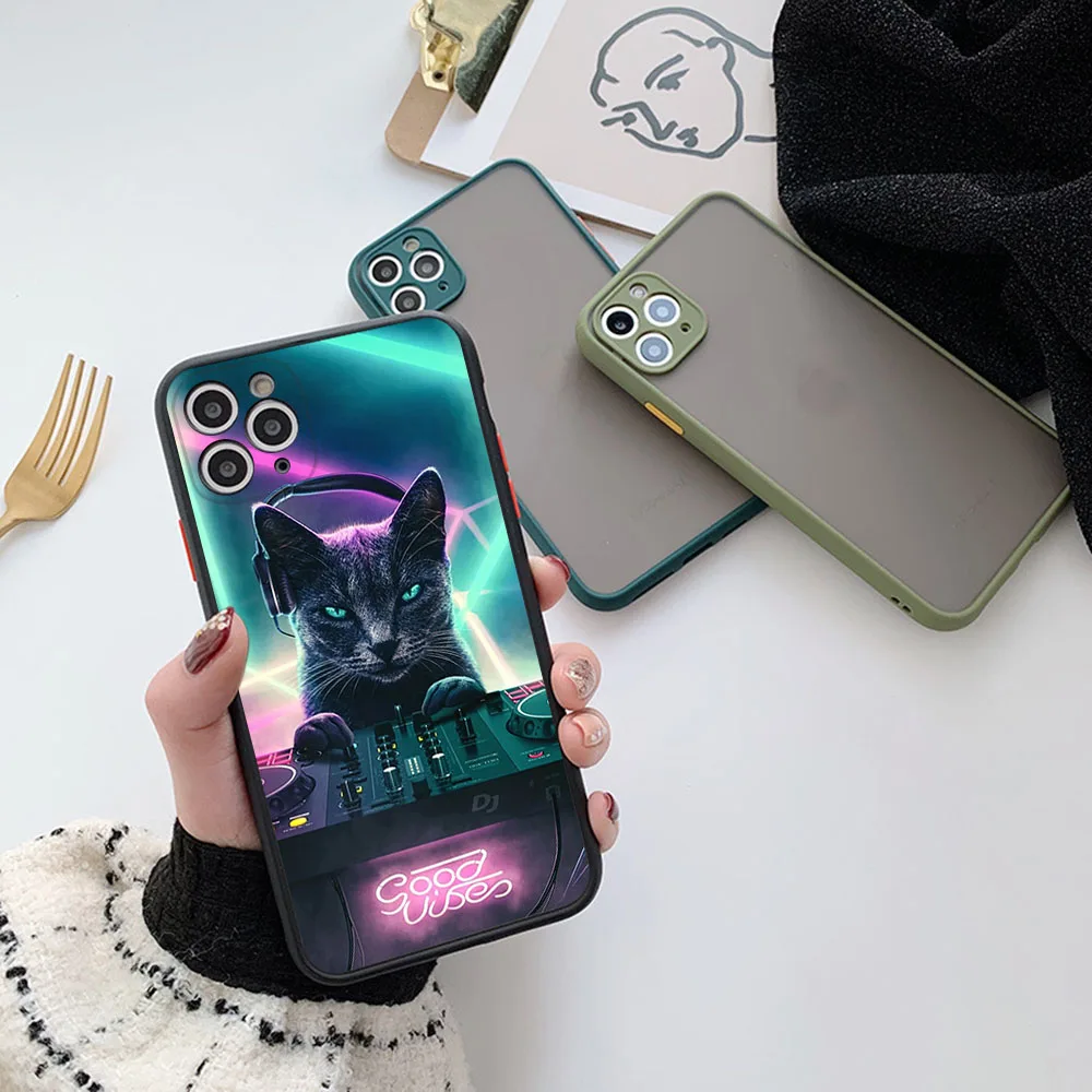 Полупрозрачный чехол для телефона Skin Feel iPhone 16 Pro Max 15 14 13 12 11 7 8 Plus SE Mini XR Cartoon DJ Radio Music