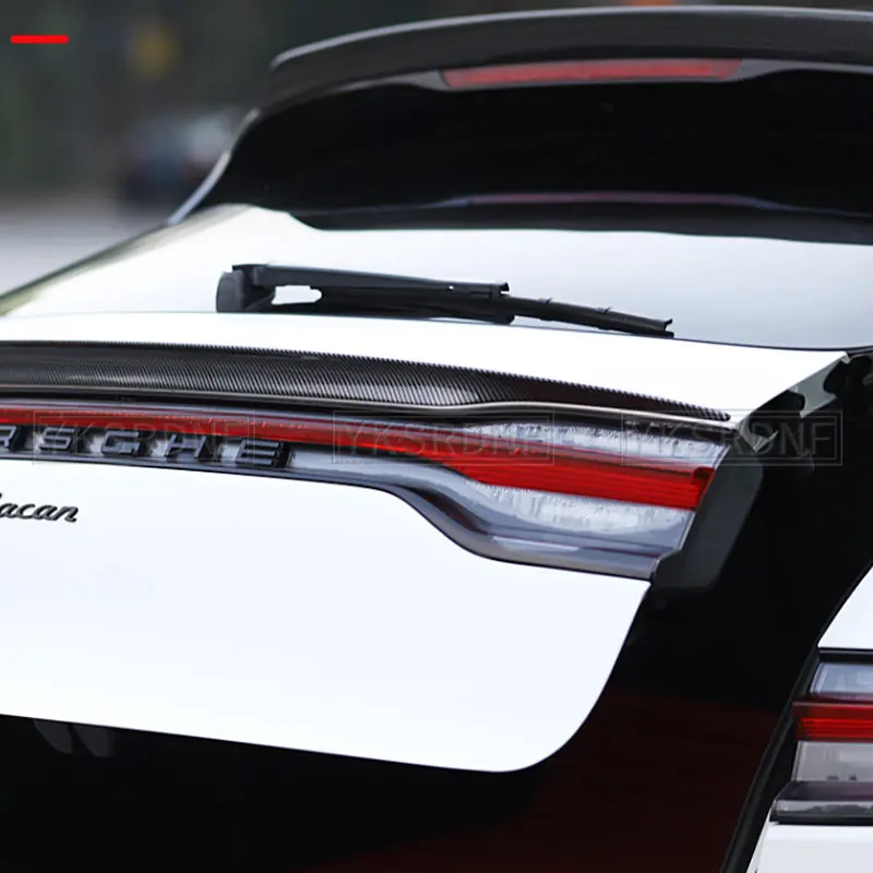 Фото Настоящий карбоновый задний спойлер для Porsche Macan GTS Turbo 2018-2020: Модифицированные тюнинг-детали для аэродинамического обвеса и стайлинга экстерьера №4