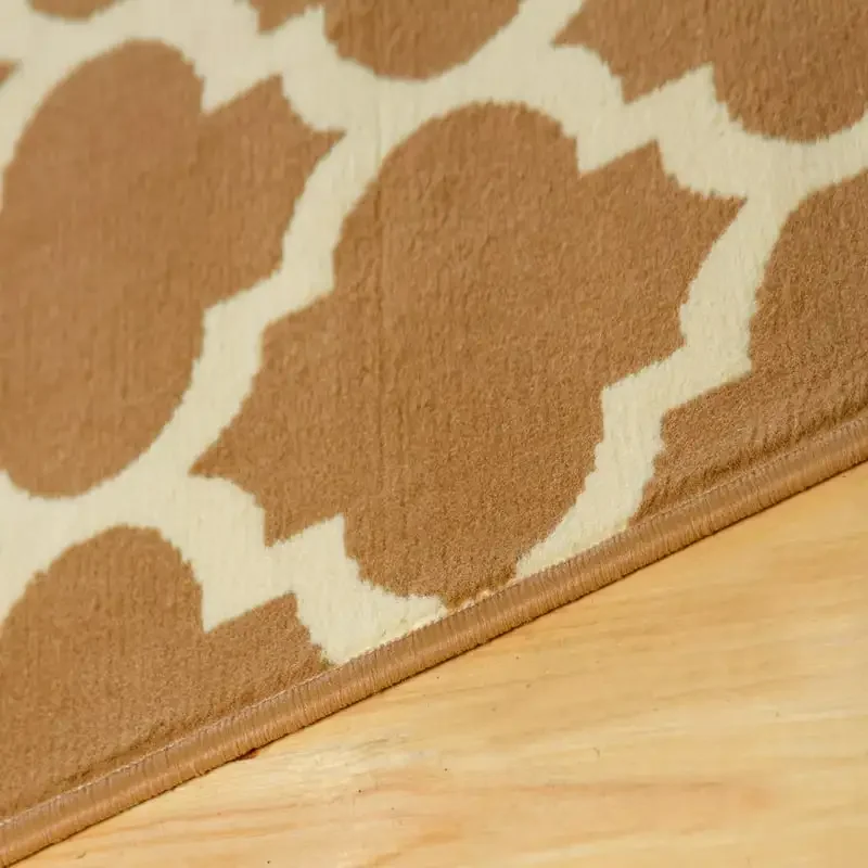 

Stylish Caramel Clio Indoor Runner Rug, 2' 7" x 8' - Perfect Home Accent for Every Room.