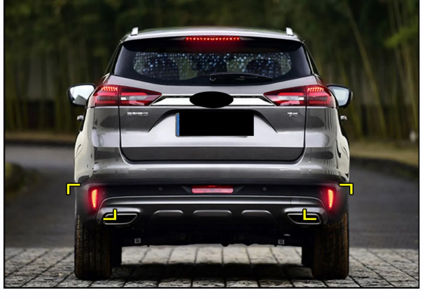 Задний бампер для автомобиля