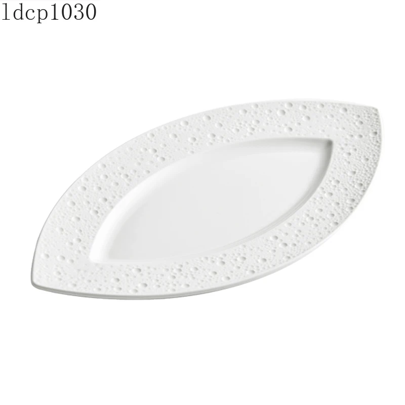 

Nordic Creative White Ceramic Western Plate Hotel Supplies Tableware Plate High-end Special Shaped Fish Plate Kitchen Supplies