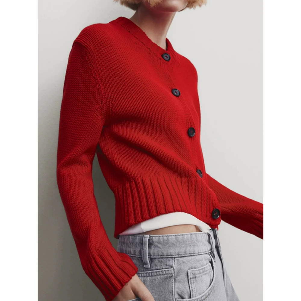 Женский короткий вязаный кардиган на пуговицах осень 05672685600