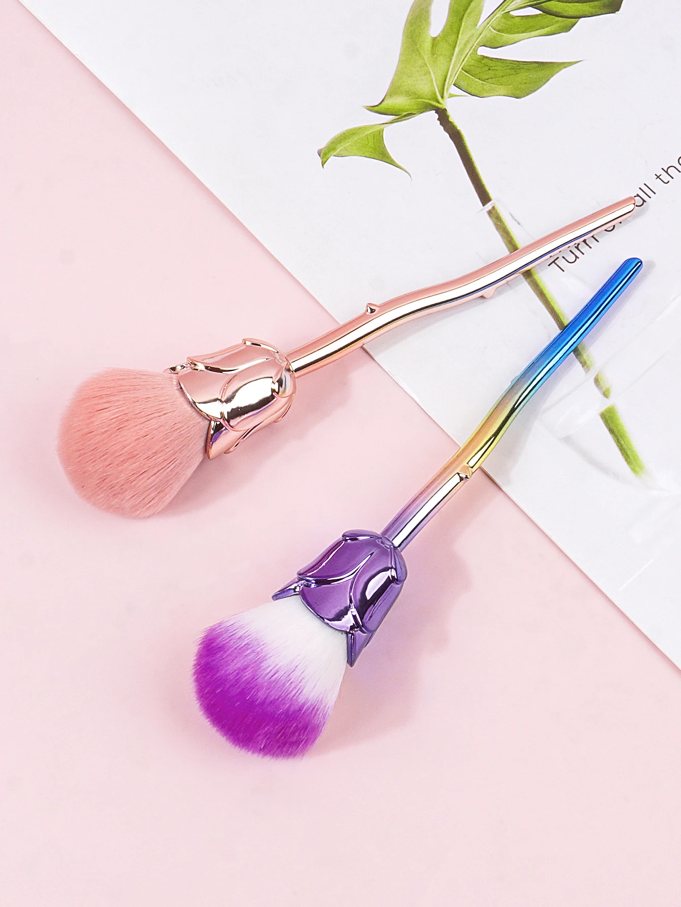 1 Шт. Портативная Розовая Кисть Для Макияжа Пудры Румян Бронзаторов Мягкой Щетины