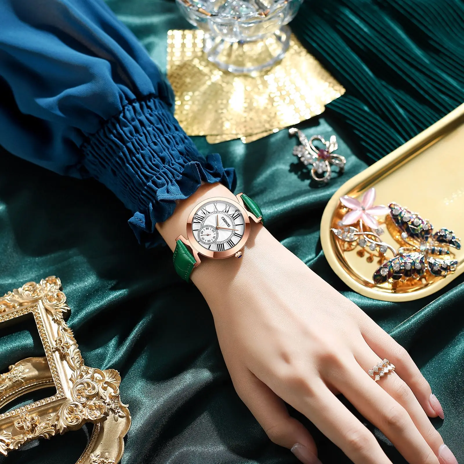 CHENXI Top Brand Fashion Casual Leather Women Business Luxury Clock Chronograph Waterproof Alloy Quartz Watch Relogio Feminino