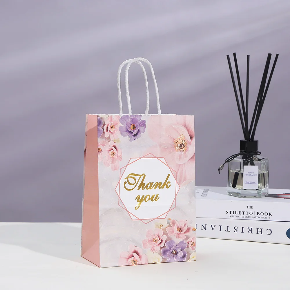 Сувениры для гостей драже свадебного крещения конфетный картон праздничная