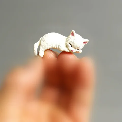 Фигурки из резины MOONBIFFY Забавный спящий котенок