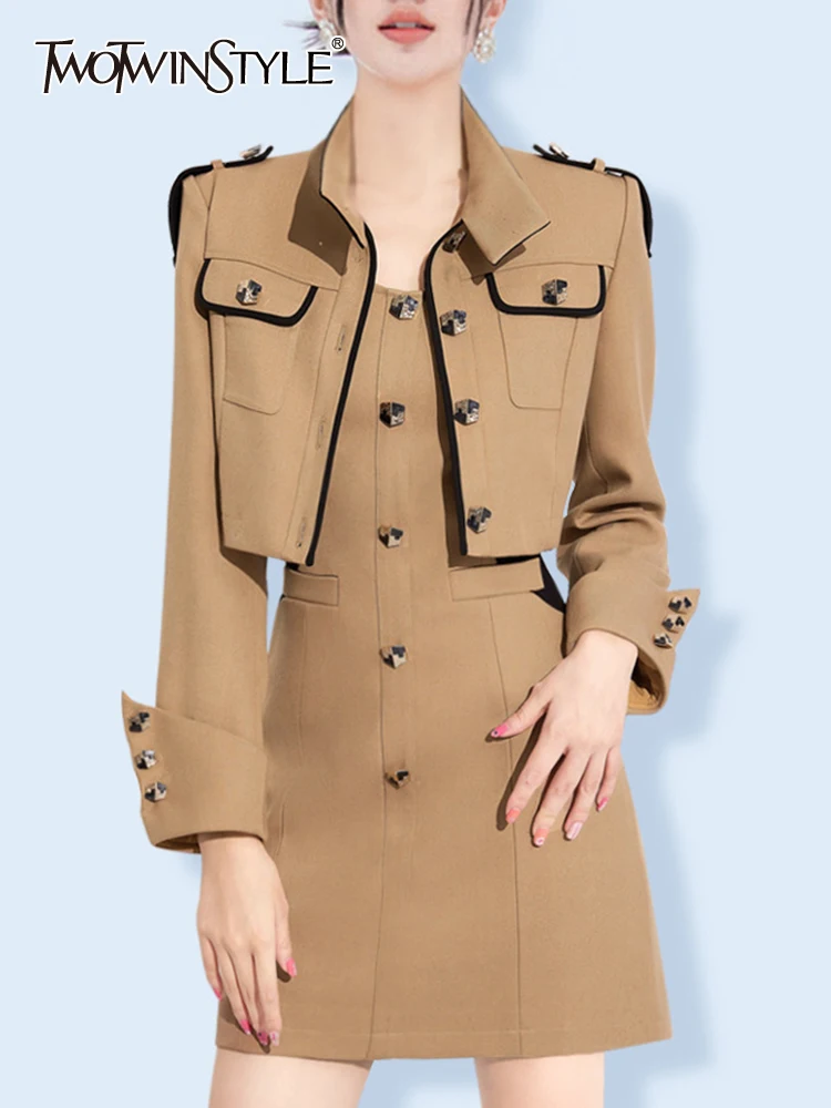 

Женский комплект из двух предметов TWOTWINSTYLE, приталенный мини-платье с воротником-стойкой, длинным рукавом и высокой талией