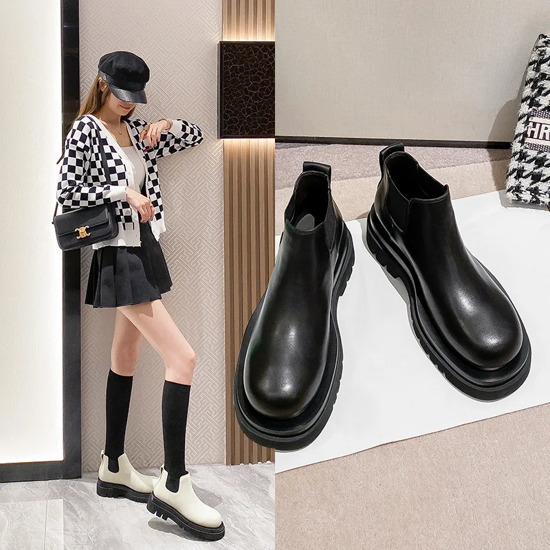 Chelsea Boots Women Autumn New Comfortable Round Toe flat Heel Low  Short  Retro Simplicity Ankle  Black