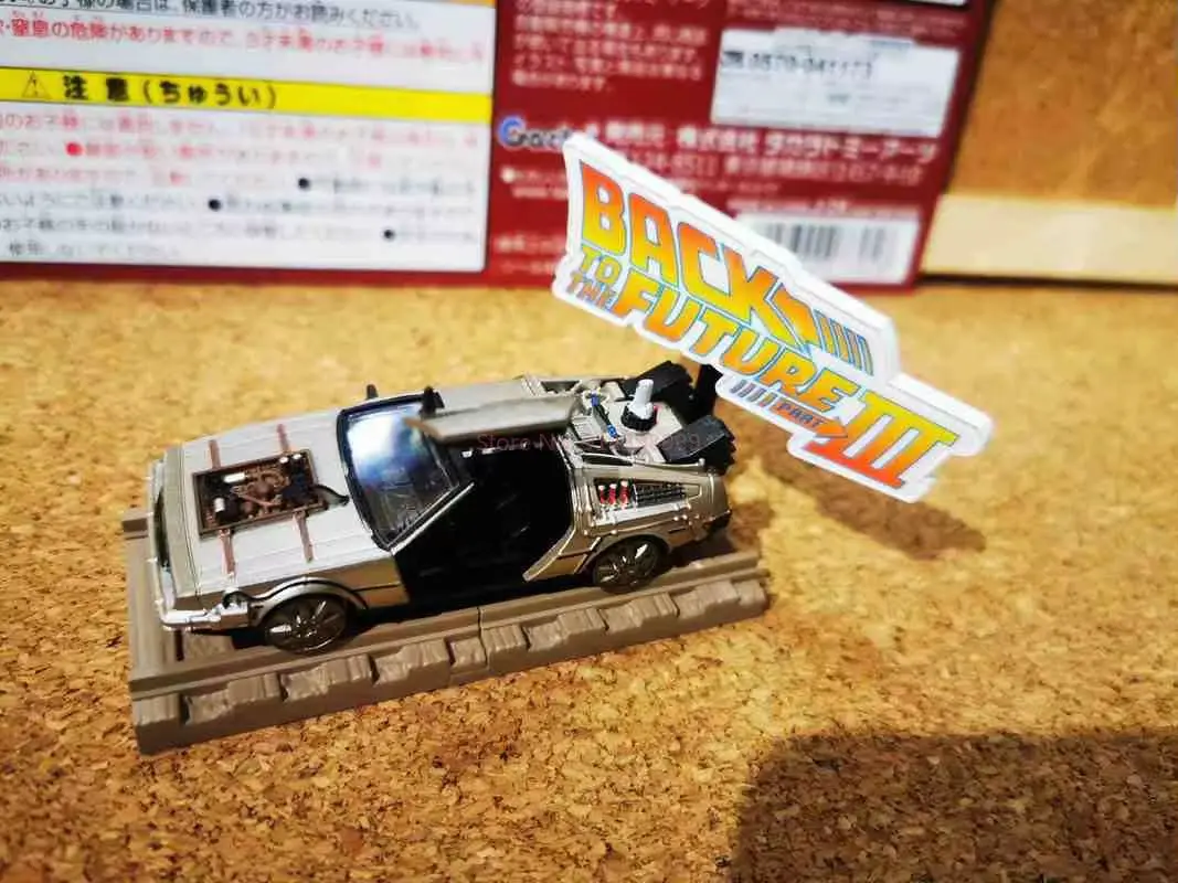 Tomy Назад в будущее из фильма модель автомобиля орнамент капсульные игрушки