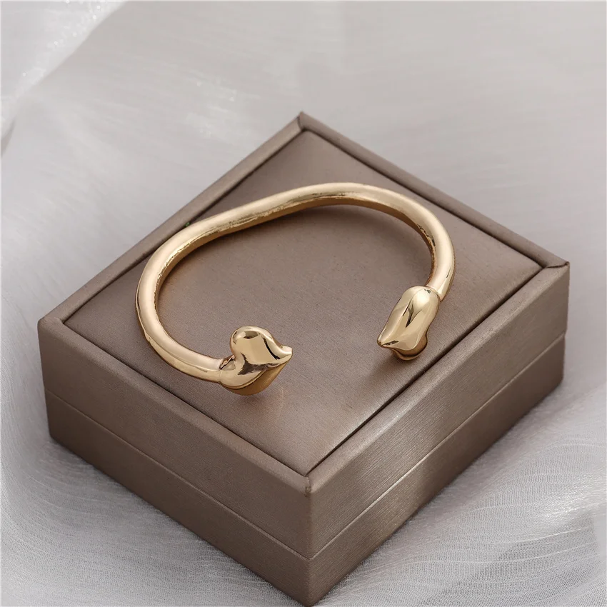 

Anslow Fashion Design Heart Charms Wristband Female Cuff Bangles&Bracelets For Women Opening Size Gold Silver Color Plated Gift