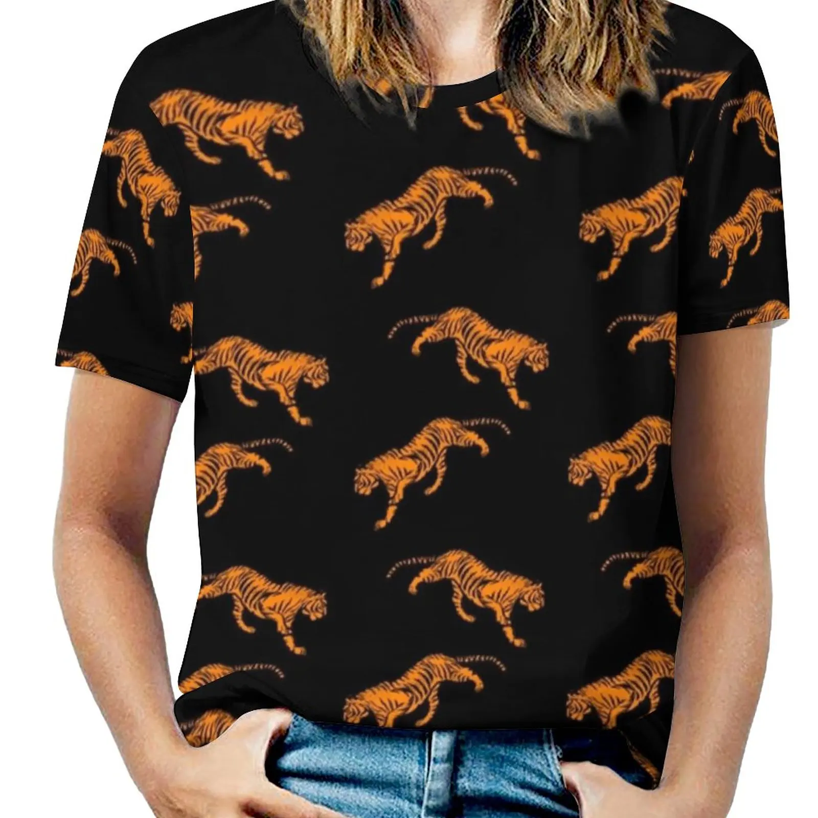 

Футболка женская оверсайз с принтом «Акулий Тигр»