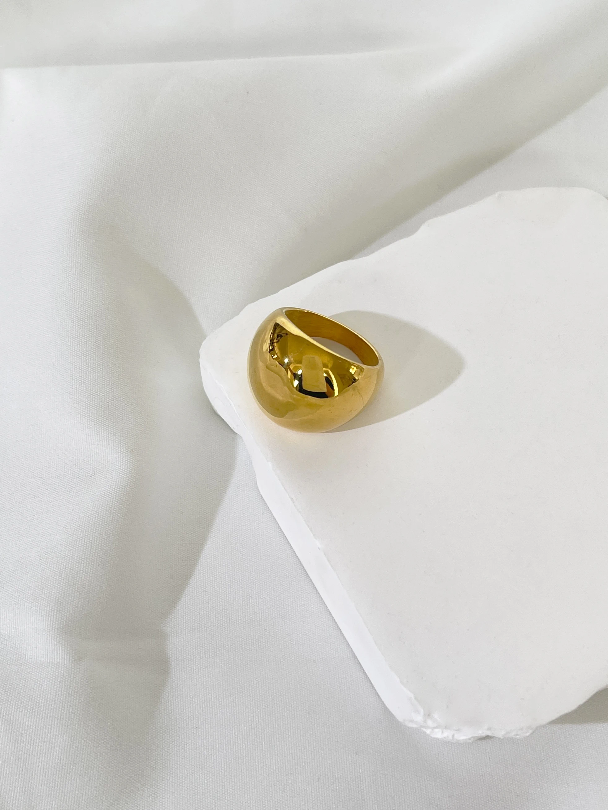 

Monlansher Stainless Steel Solid 18K Gold Pvd Plated Large Dome Ring Female Free Tarnish Bold Chunky Ball Thick Ring Stackable