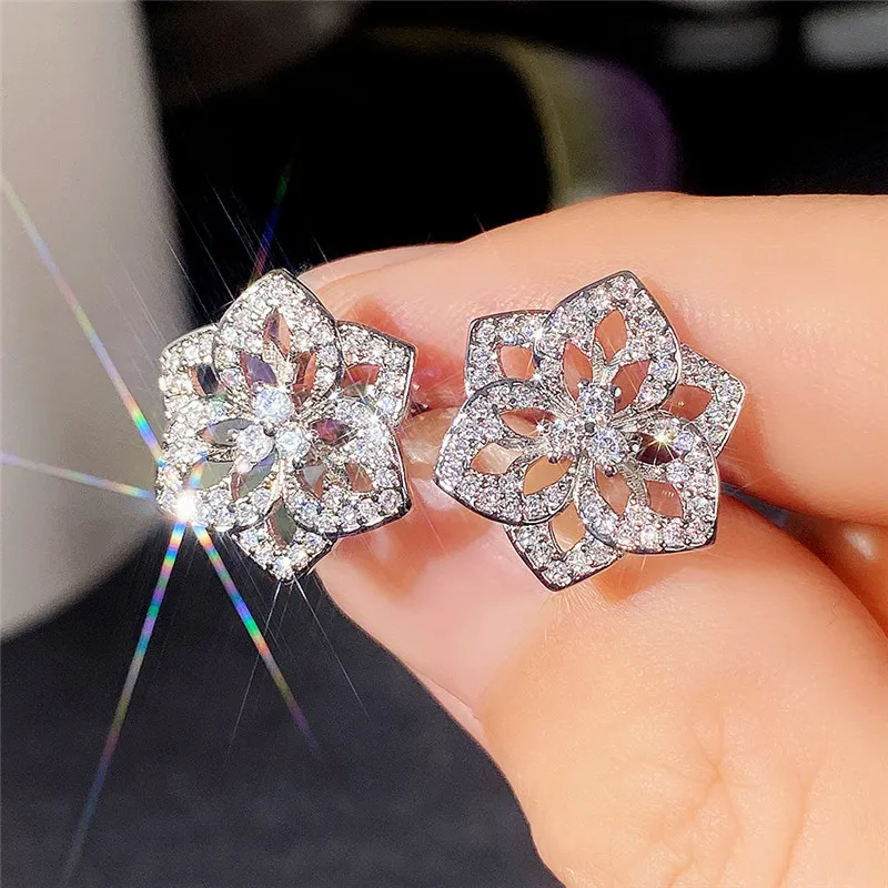 

Heavy Industry Luxury Earrings AAA Zircon Earrings Female Hollow Out Flower Earrings Popular European and American Ornaments