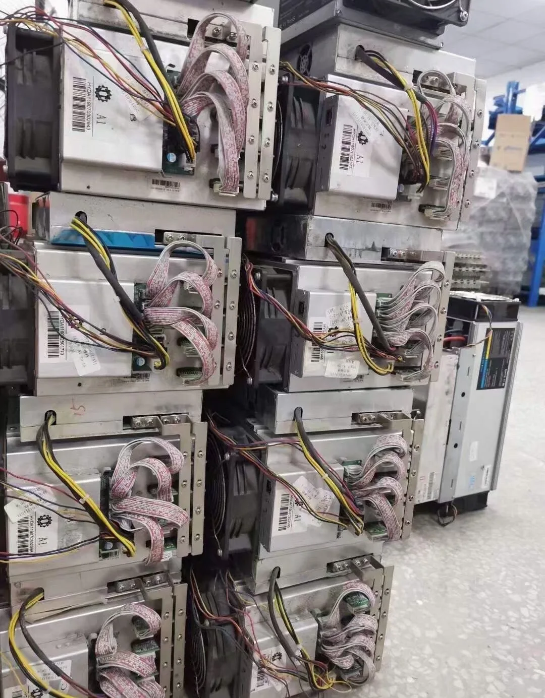 

Used/New Second-Hand Love A1 25T All-in-One Bitcoin Mining Machine Antminer ASIC Mining Machine
