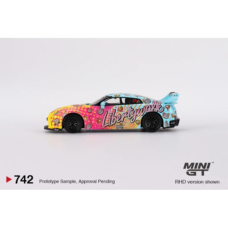 Фото MINIGT в наличии 742 1:64 LBWK R35 35GT-RR Kuma, литая под давлением диорама, коллекция моделей, миниатюрные игрушки №3