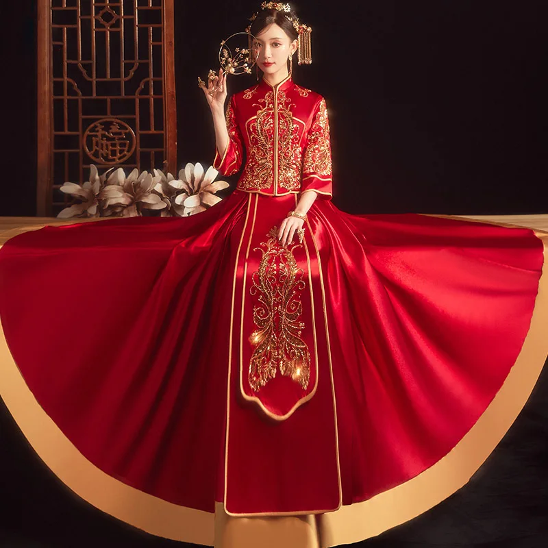 

Женское атласное платье-Ципао, красное винтажное свадебное платье в китайском стиле, с вышивкой и блестками, одежда для невесты, 2022