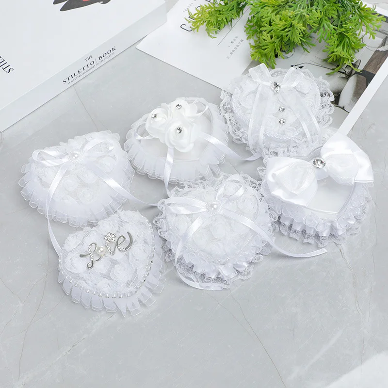 

Heart Shape Ring Box for Wedding 9cm White Ring Box with Flower Rhinestones Wedding Decorations Gifts for Bridesmaids