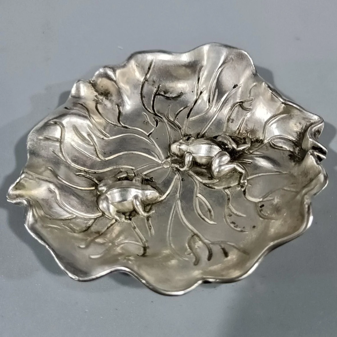 

Copper silver-plated pen wash dish frog dish plate four treasures supplies antique bronze small dish frog pen wash