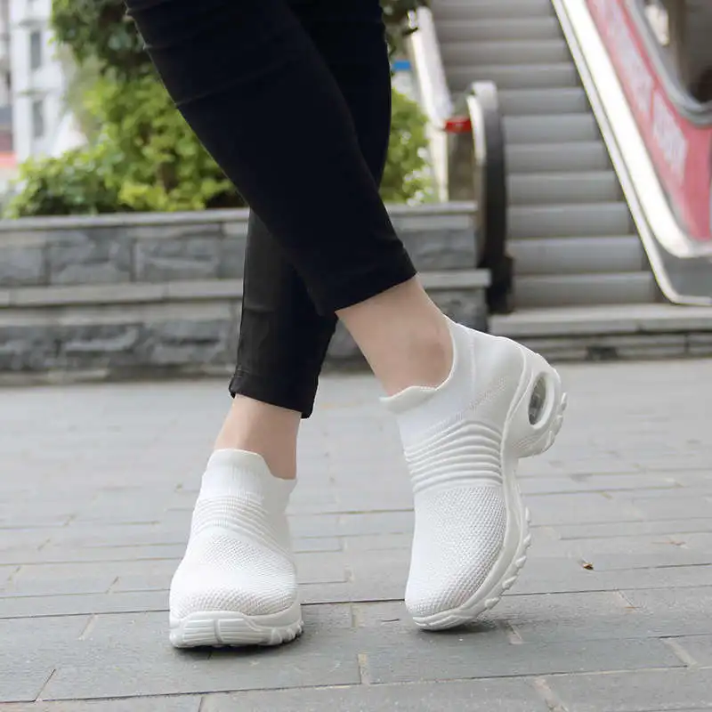 

Women Sport Shoes Luxe Running Sneakers Woman Casual Sapatenis Sneakers Woman Sports Deals Red Women's Platform Sneakers Tennis