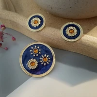 small daisy earrings retro style small daisy alloy brooches clothing accessories badges lapel pin