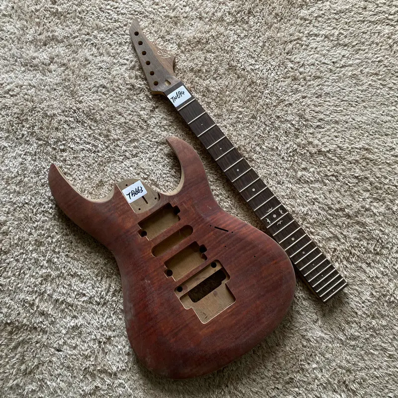 

LAG Original Unfinished Guitar set Neck with Body FlOYD ROSE LAG Arkane 200 Stages TB663+TN694